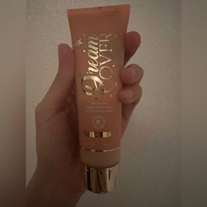 Amor Us Dream Cover Matte Finish Foundation